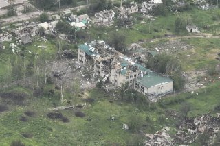 De nombreuses écoles ont été détruites en Ukraine. Le DFAE veut soutenir leur reconstruction (archives).